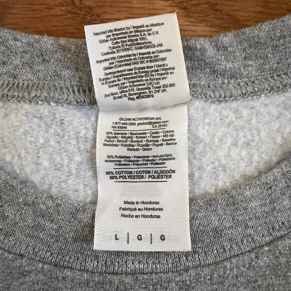 Vintage Vancouver Giants Hockey Sweatshirt L | WHL Novelty Xmas Santa Crewneck - Picture 6 of 7